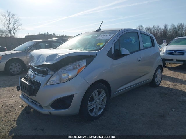 Chevrolet Spark 1lt Auto 2014 KL8CD6S92EC563470 Image 2