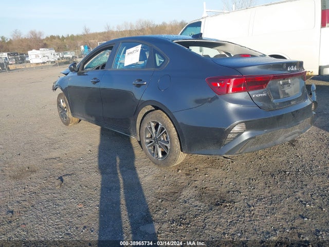 KIA Forte Lxs 2023 3KPF24AD8PE616771 Image 3