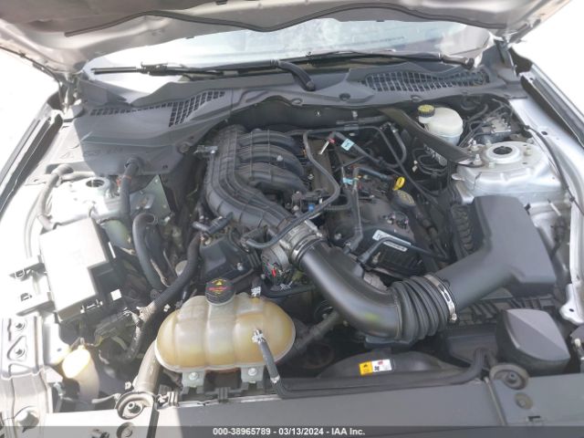 1FATP8EM0F5335795 Ford Mustang V6