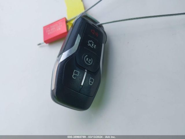 1FATP8EM0F5335795 Ford Mustang V6