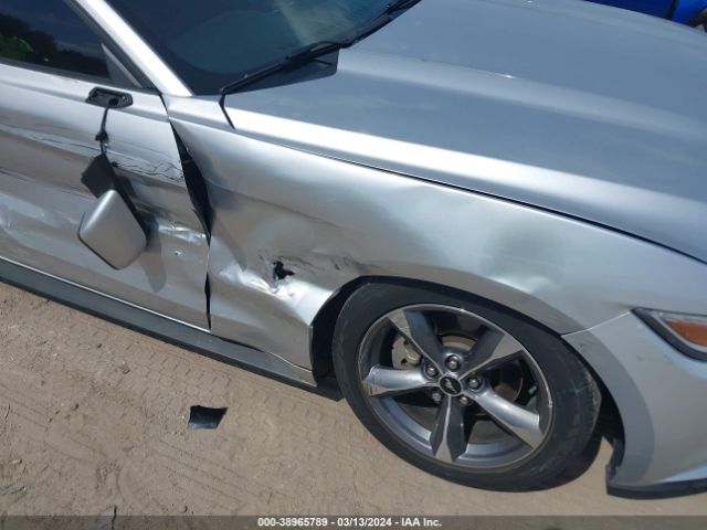 1FATP8EM0F5335795 Ford Mustang V6