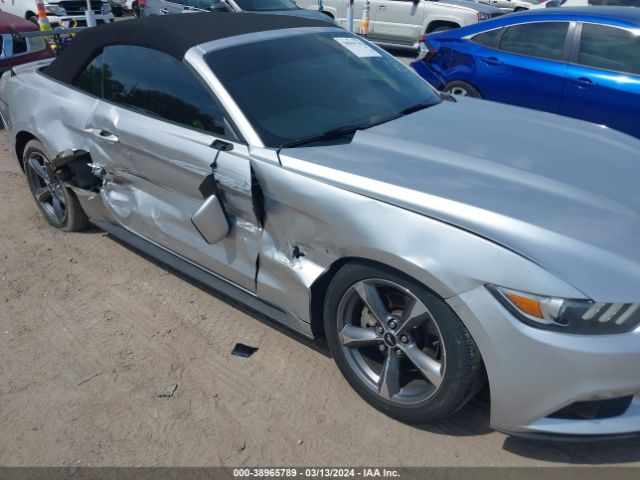 1FATP8EM0F5335795 Ford Mustang V6