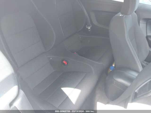 1FATP8EM0F5335795 Ford Mustang V6