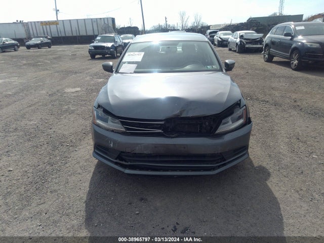 3VW2B7AJ1HM216903 Volkswagen Jetta 1.4t S