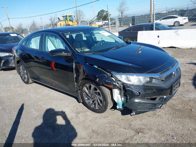 Honda CIVIC EX 2018 2HGFC2F72JH555774 Image 1