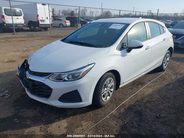 Chevrolet CRUZE LS 2019 3G1BC6SM7KS608251 Image 2