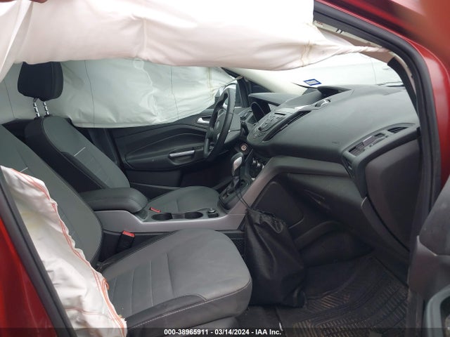 1FMCU0G73FUA36038 Ford ESCAPE SE