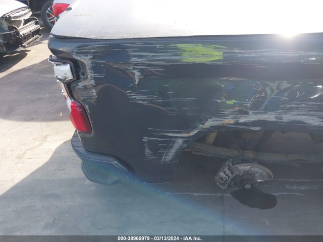 Chevrolet Silverado 1500 Custom 2019 1GCRWBEF7KZ177853 Image 21