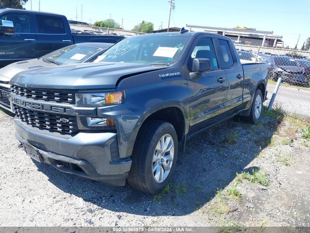 Chevrolet Silverado 1500 Custom 2019 1GCRWBEF7KZ177853 Image 2
