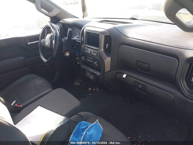 Chevrolet Silverado 1500 Custom 2019 1GCRWBEF7KZ177853 Image 5