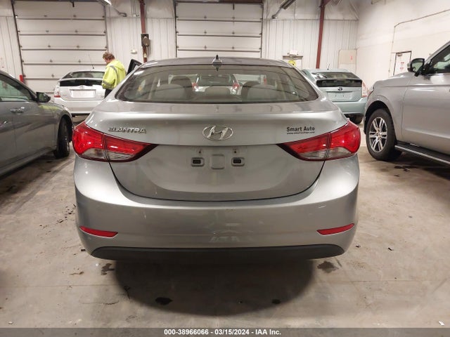 Hyundai ELANTRA SE 2016 5NPDH4AE5GH771837 Image 17