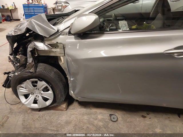 Hyundai ELANTRA SE 2016 5NPDH4AE5GH771837 Image 19