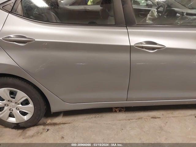 Hyundai ELANTRA SE 2016 5NPDH4AE5GH771837 Image 21