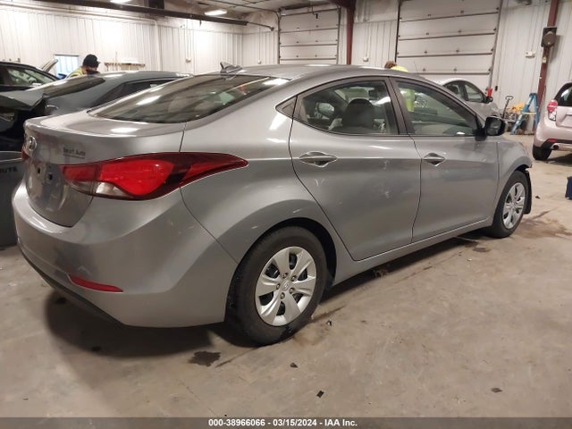 Hyundai ELANTRA SE 2016 5NPDH4AE5GH771837 Image 4