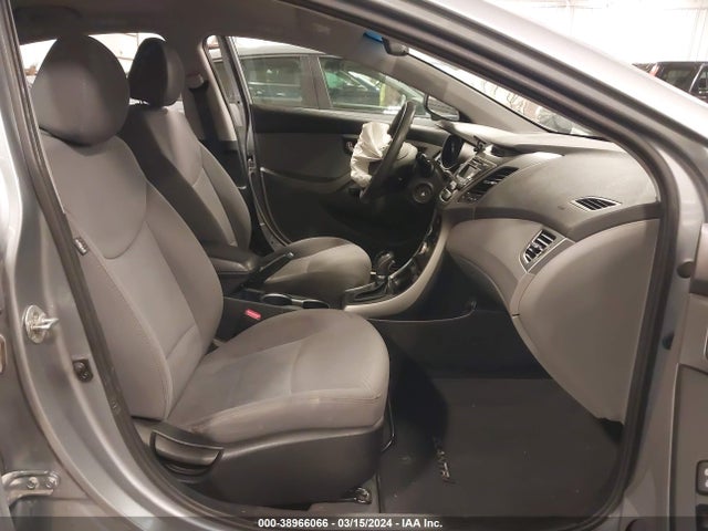 Hyundai ELANTRA SE 2016 5NPDH4AE5GH771837 Image 5