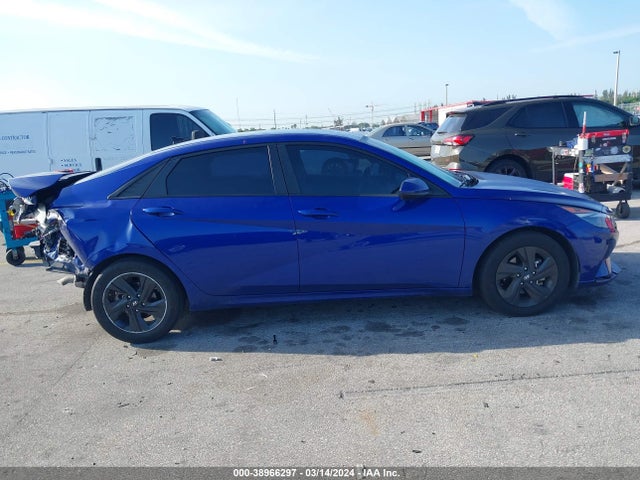 Hyundai ELANTRA SEL 2021 KMHLM4AG7MU137371 Image 13
