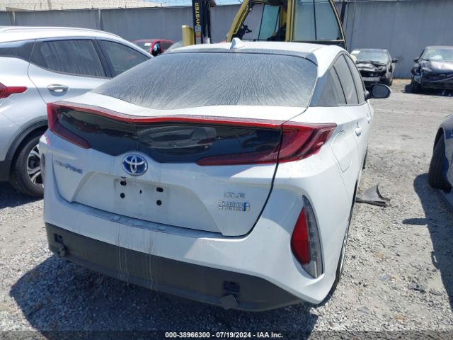 JTDKAMFP6M3182132 Toyota Prius Prime Xle