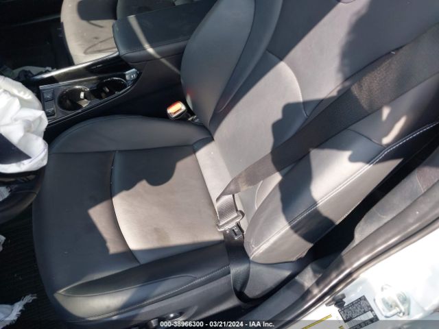 JTDKAMFP6M3182132 Toyota Prius Prime Xle