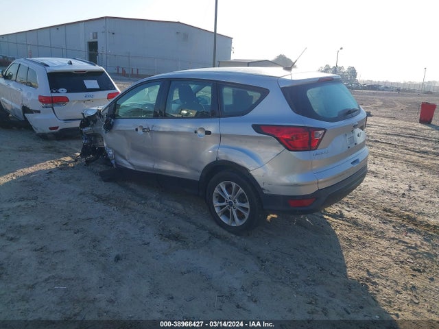 Ford ESCAPE S 2019 1FMCU0F70KUB93442 Image 3