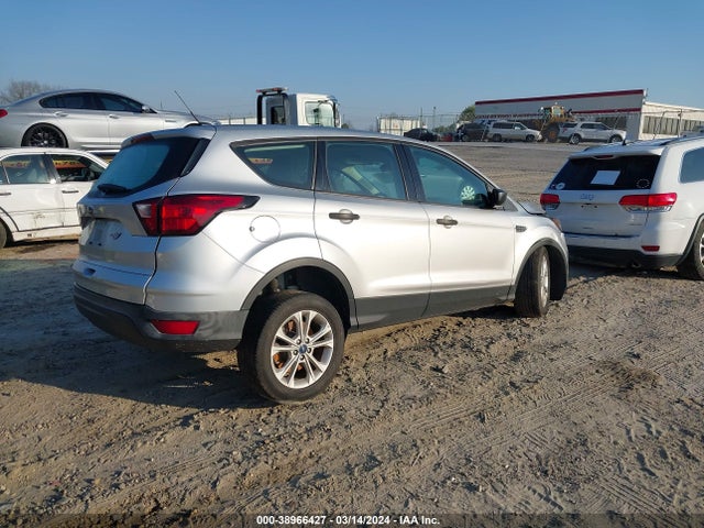 Ford ESCAPE S 2019 1FMCU0F70KUB93442 Image 4