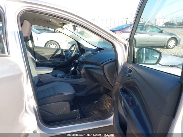 Ford ESCAPE S 2019 1FMCU0F70KUB93442 Image 5