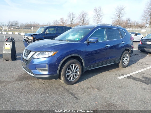 Nissan ROGUE SV 2018 KNMAT2MV8JP592852 Image 2