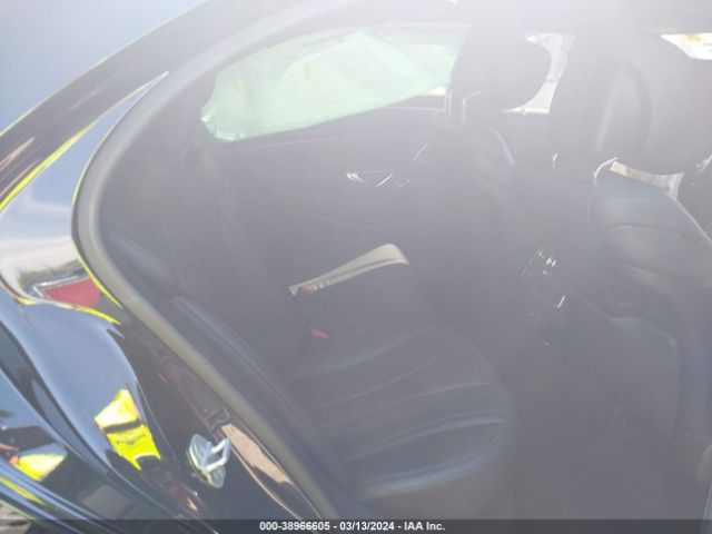 WDDUG8FB6FA179481 Mercedes-Benz S 550 4matic
