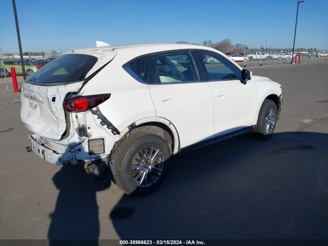 Mazda CX-5 SPORT 2018 JM3KFBBM0J0379433 Image 4