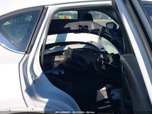 Mazda CX-5 SPORT 2018 JM3KFBBM0J0379433 Image 8