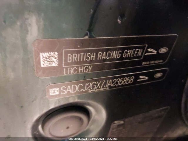 2018 JAGUAR F-PACE SADCJ2GX7JA235858 Photo 8