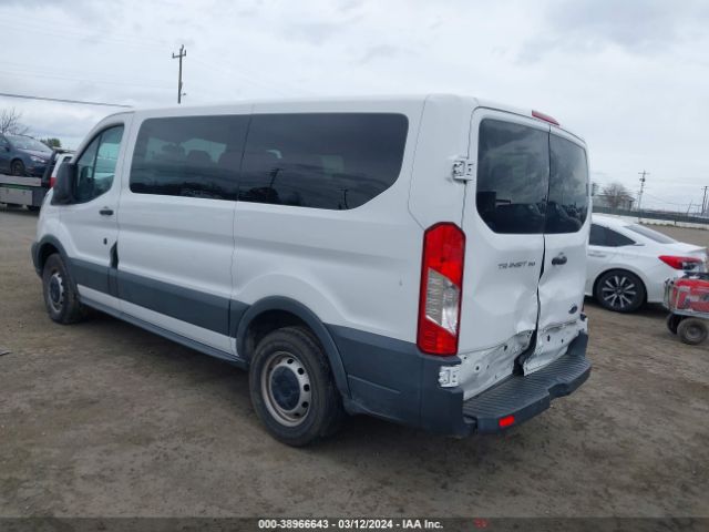 1FMZK1ZM8FKB11918 Ford Transit-150 Xl