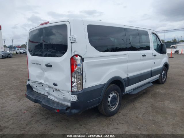 1FMZK1ZM8FKB11918 Ford Transit-150 Xl
