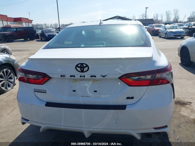 Toyota CAMRY SE 2022 4T1G11AKXNU708950 Image 16