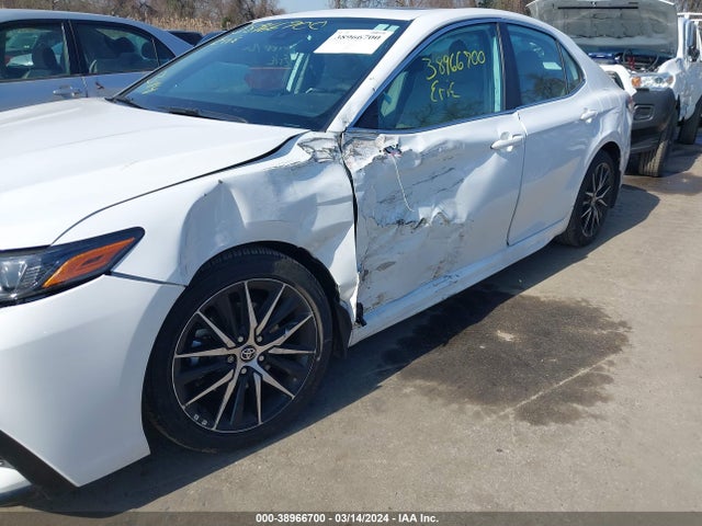 Toyota CAMRY SE 2022 4T1G11AKXNU708950 Image 6