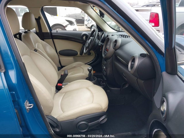 2011 MINI COOPER COUNTRYMAN WMWZB3C53BWH95099 Photo 4