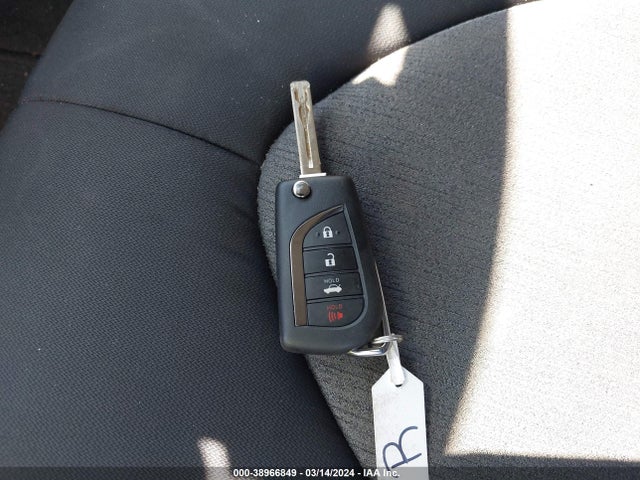 Toyota CAMRY LE 2022 4T1C11AK9NU621040 Image 11