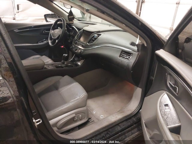 Chevrolet IMPALA 1LT 2017 2G1105S30H9161869 Image 5