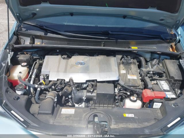 JTDKARFU6H3537647 Toyota Prius Four