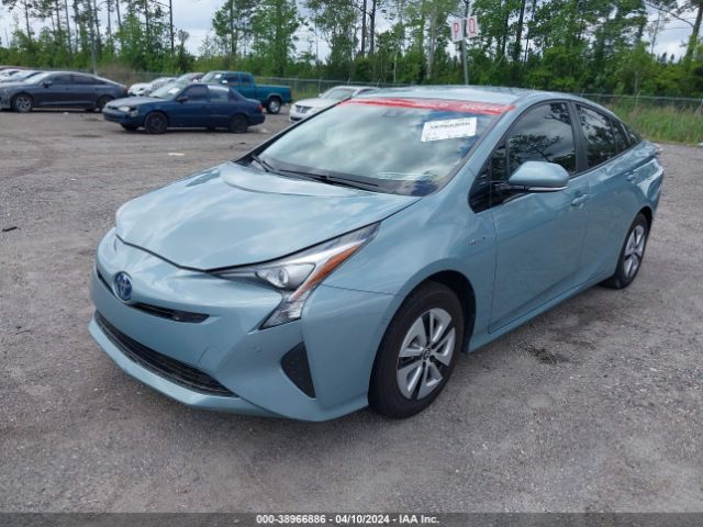 JTDKARFU6H3537647 Toyota Prius Four