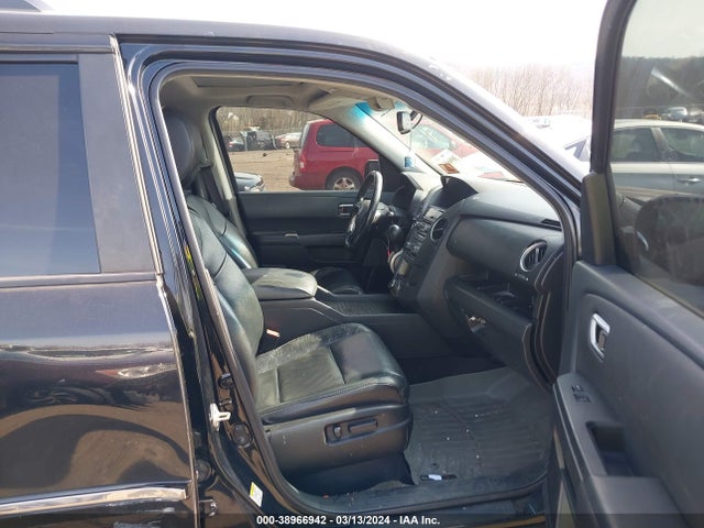 Honda Pilot Touring 2014 5FNYF4H96EB029846 Image 5