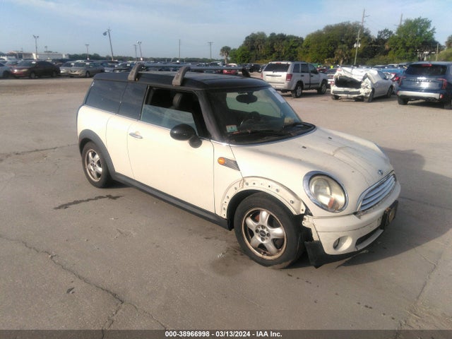 2010 MINI COOPER CLUBMAN WMWML3C56ATX38626 Photo 0