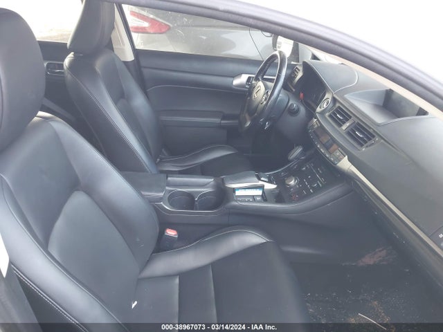 JTHKD5BH9H2290847 Lexus CT 200H