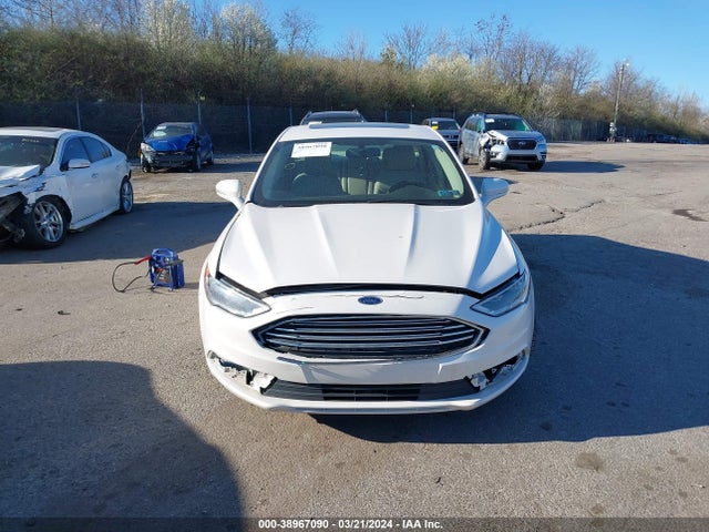 3FA6P0HD1JR144094 Ford FUSION SE