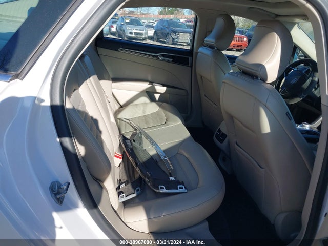 3FA6P0HD1JR144094 Ford FUSION SE