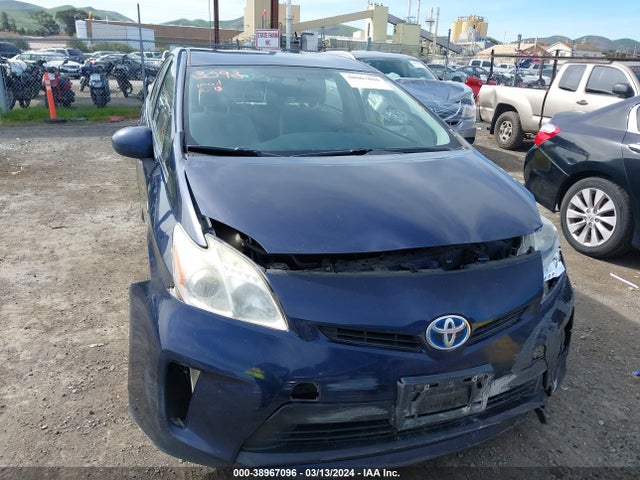 Toyota Prius Two 2015 JTDKN3DU5F0452012 Image 12