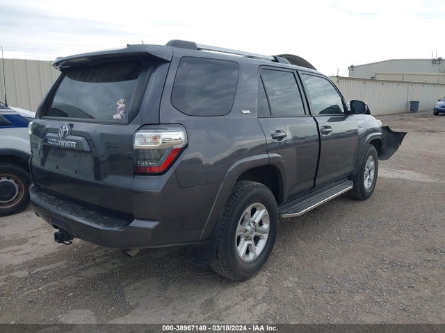 Toyota 4RUNNER SR5 2022 JTEEU5JR0N5262319 Image 4