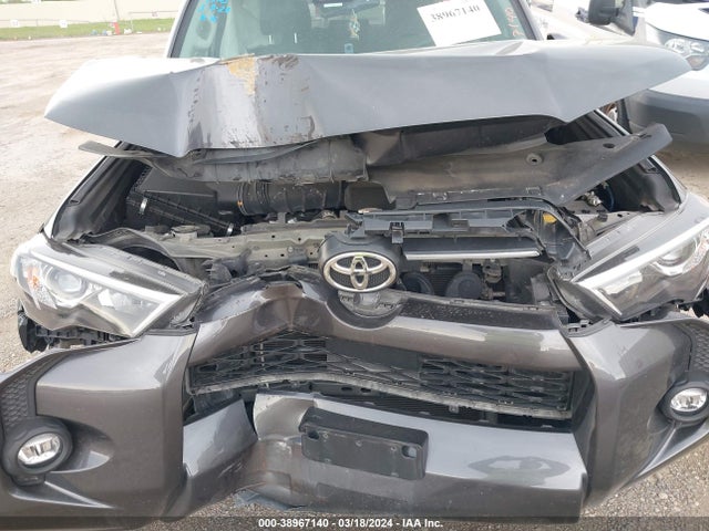 Toyota 4RUNNER SR5 2022 JTEEU5JR0N5262319 Image 6