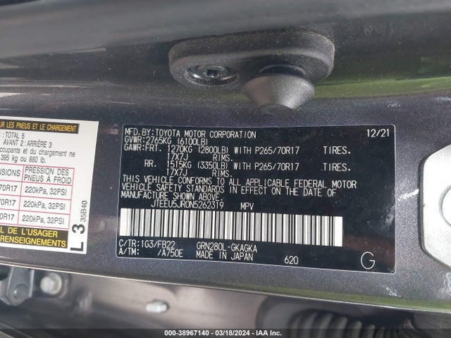 Toyota 4RUNNER SR5 2022 JTEEU5JR0N5262319 Image 9