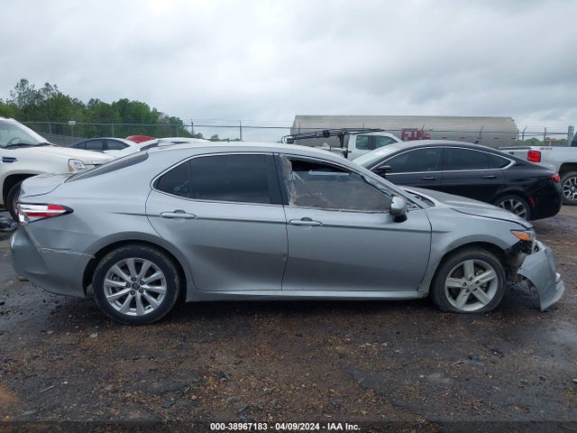 Toyota CAMRY LE 2020 4T1C11AK6LU933524 Image 12