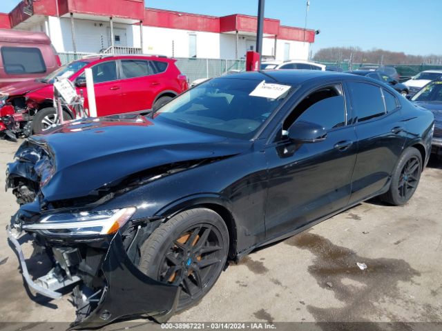 7JRL12TZ2NG173874 Volvo S60 B5 Momentum